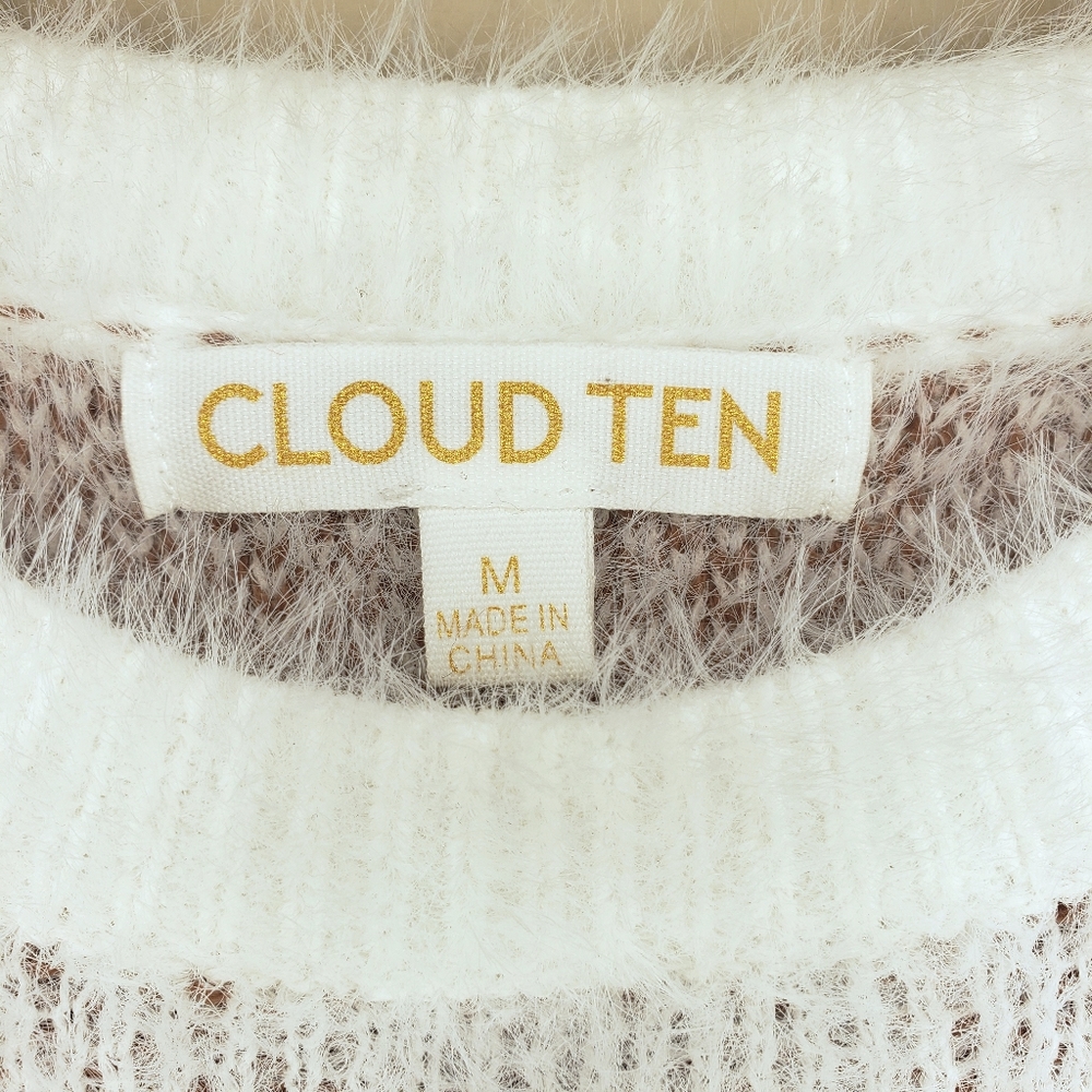 🌜5/$25🌛NWOT Cloud Ten Polka Dot Fuzzy Sweater - Picture 3 of 4